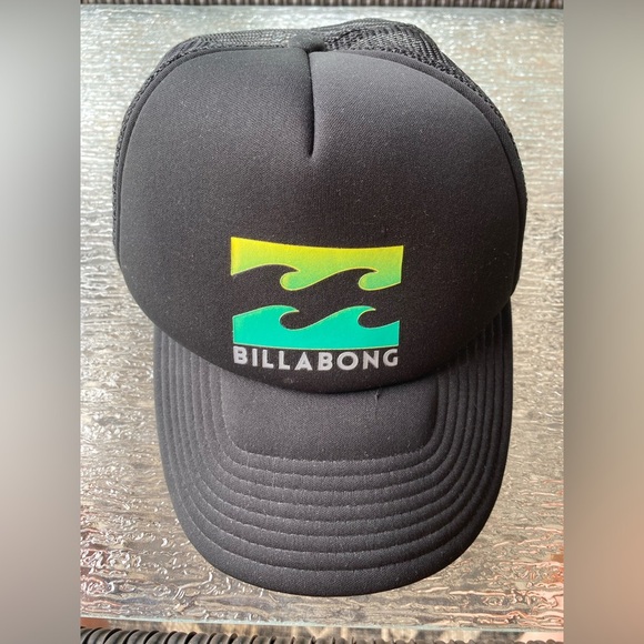 Billabong Black Cap with Green and Yellow Logo - Picture 1 of 3